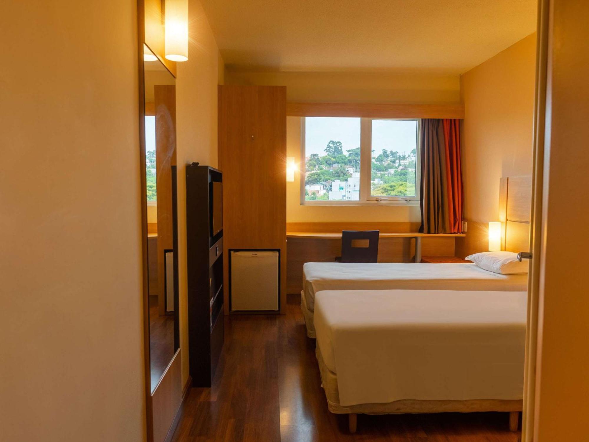 Ibis Novo Hamburgo Hotel Buitenkant foto
